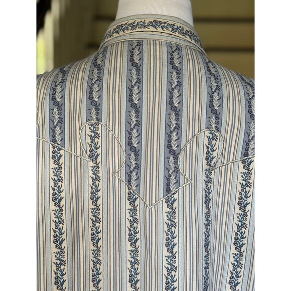Vintage ROPER Embroidered Blue Pearl Snap Country Western Rodeo Ranch Cowboy - Picture 6 of 9